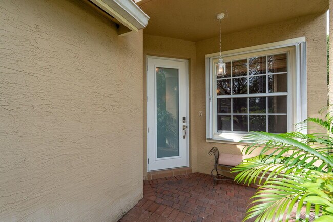 Building Photo - 10779 Paperbark Pl