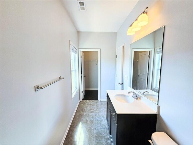 Building Photo - 821 Westmoreland Circle Northwest