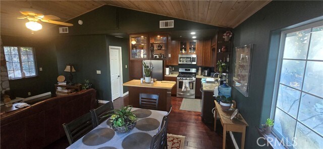 Primary Photo - 27607 Oak Knoll Dr