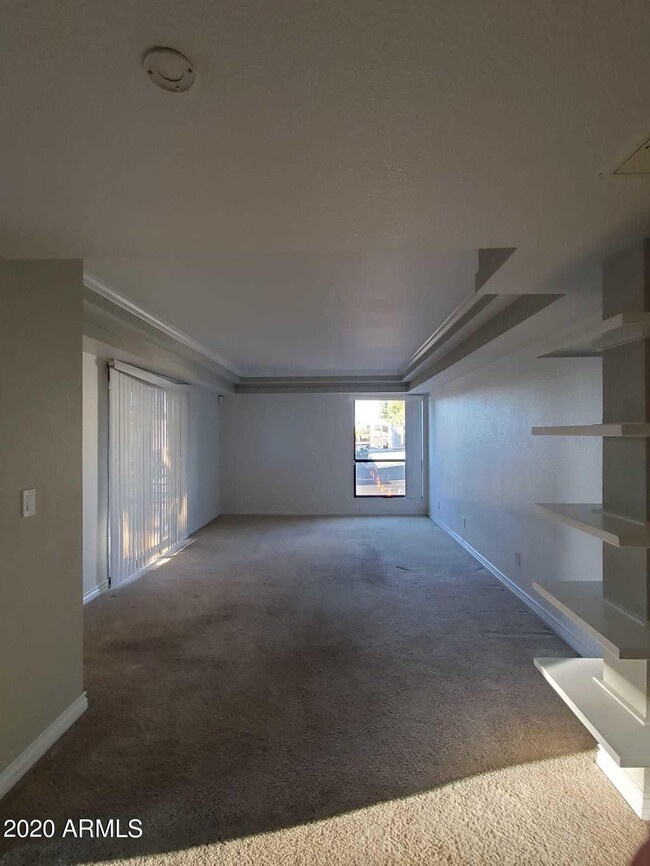 Building Photo - 3329 W Danbury Dr