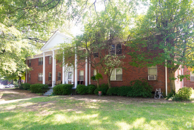 Primary Photo - Camellia - Magnolia Gardens Apartments