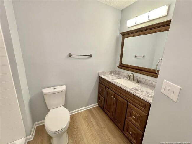 Building Photo - 623 Daharan Dr
