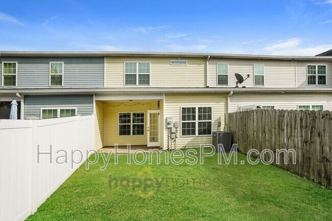 Building Photo - 120 Kirkland St