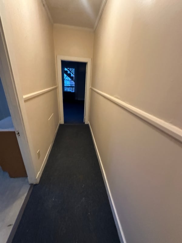 Building Photo - 51 College St