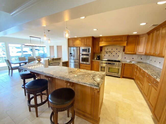 Building Photo - Vacation Home on the Channel Available July 15-Aug 15