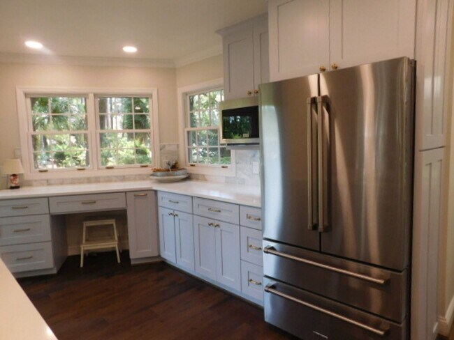 Building Photo - Beautiful Custom Unfurnished Home Located In Sea Pines Resort