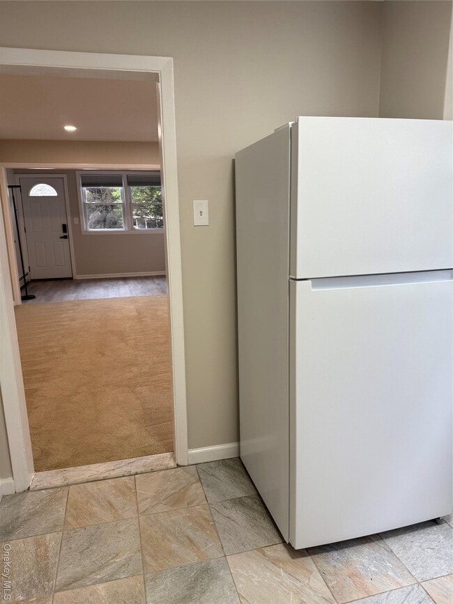 Building Photo - 208 Orchard St