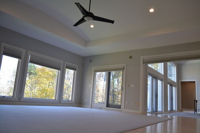 Building Photo - 39128 Glenlivet Ct
