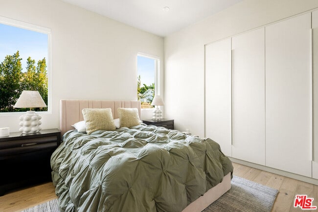 Building Photo - 4211 Ince Blvd