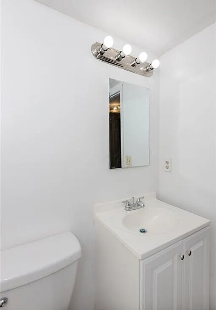 Building Photo - 1704 12th Pl S