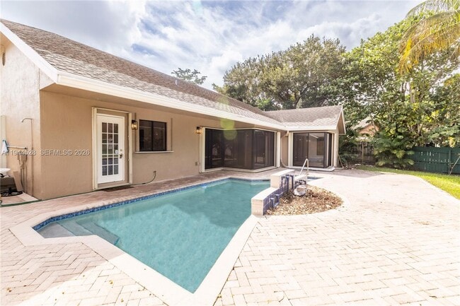 Building Photo - 8775 SW 57th St