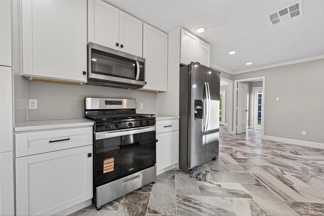 Building Photo - 5407 Lymbar Dr