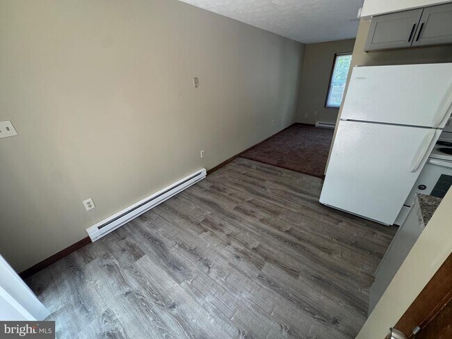 Building Photo - 520 Allston Cir