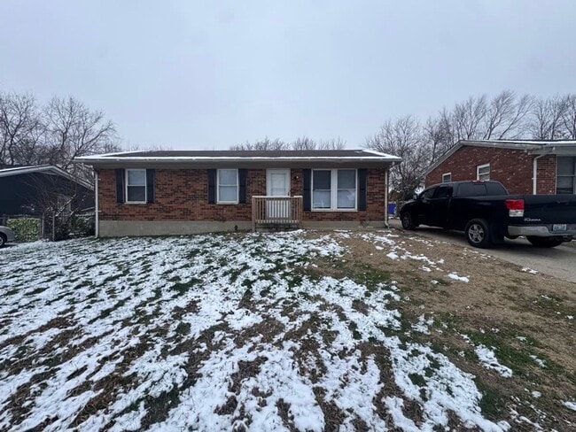 Building Photo - 1921 Chris Dr