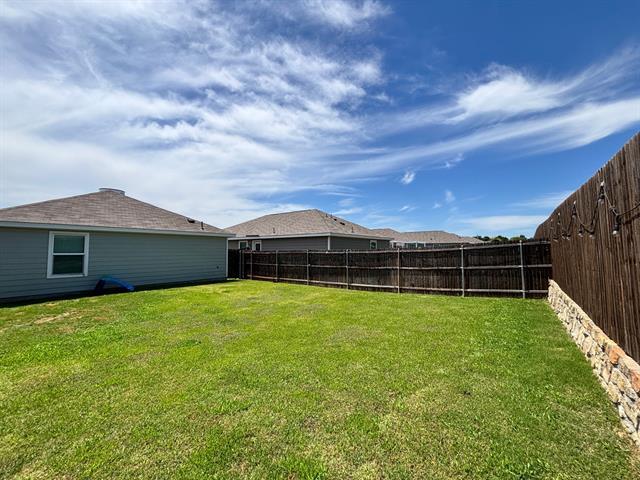 Building Photo - 718 Trestle Dr