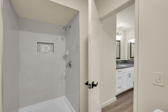 Building Photo - 2579 Caminito Muirfield