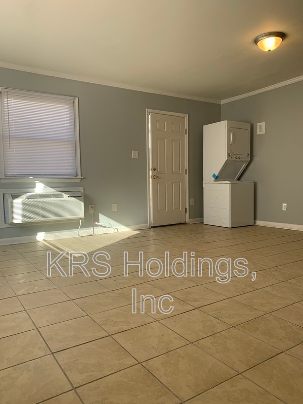 Building Photo - 2425 Alfalfa Ln