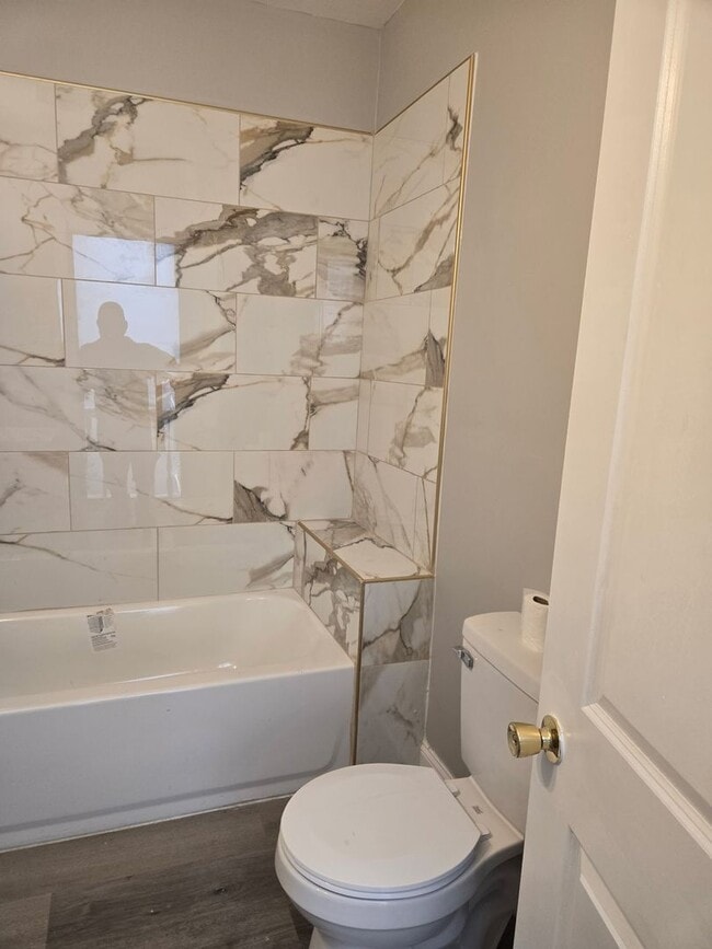 Building Photo - Beautiful 4-Bedroom Home with Central Air, Gas Heating  Laundry