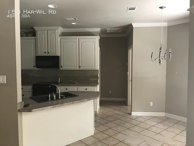 Building Photo - 153 Harwill