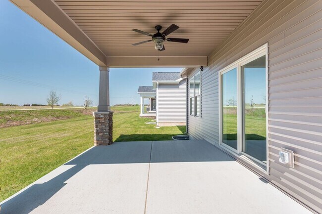 Building Photo - 2307 Lovie Ln