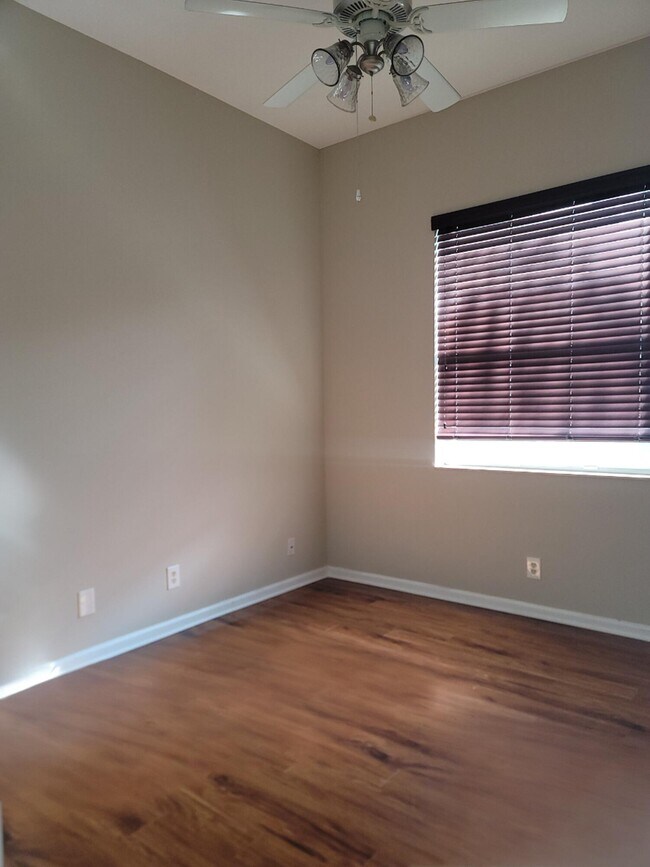 Building Photo - 9335 Plantation Estates Dr