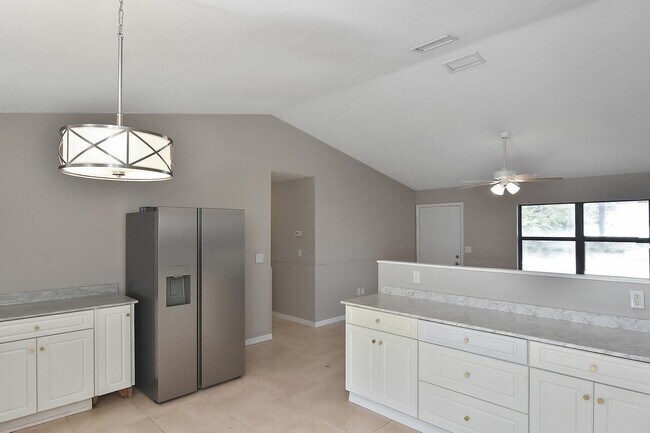 Building Photo - 2374 Dorsey Dr
