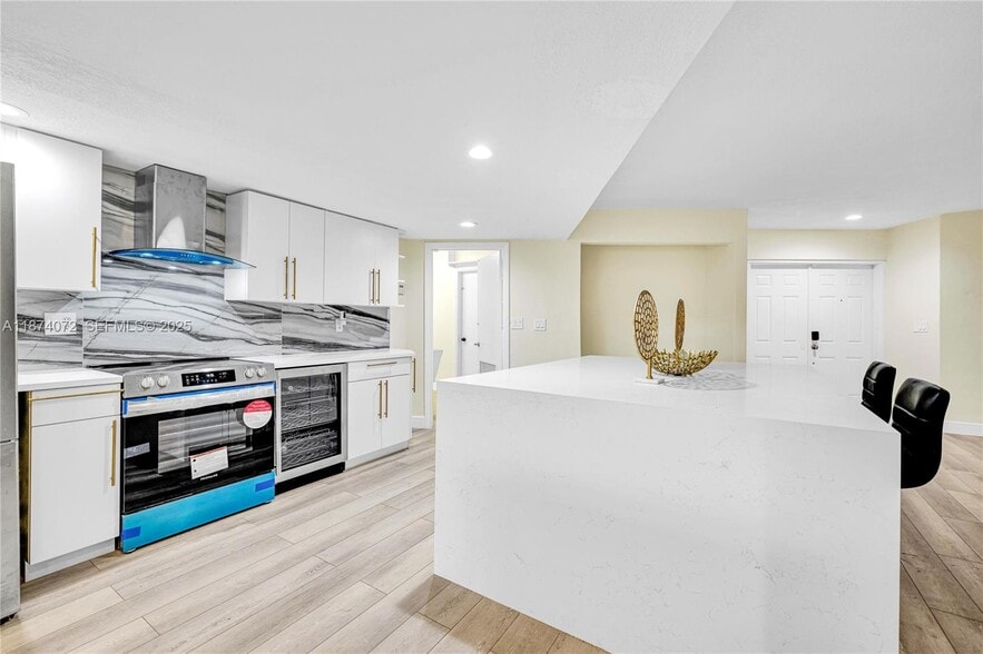 Building Photo - 5706 Guava Dr