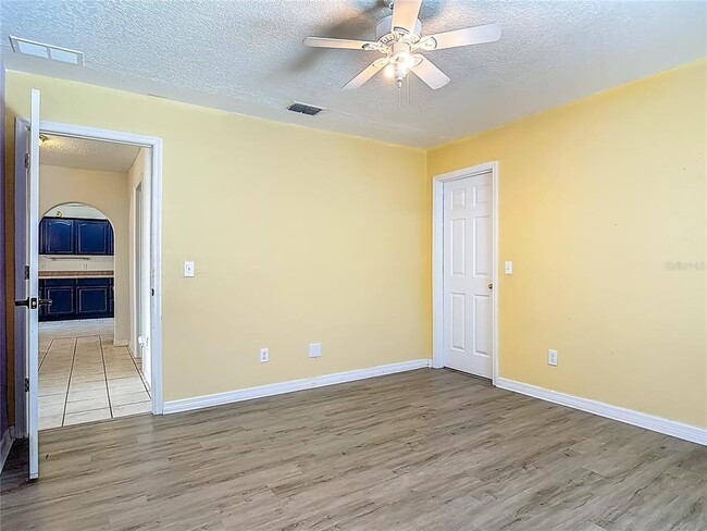 Building Photo - 111 Colomba Rd