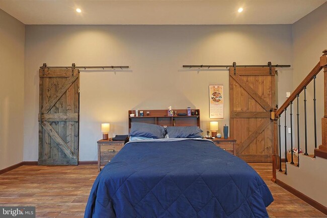 Building Photo - 761 Timberlake Dr