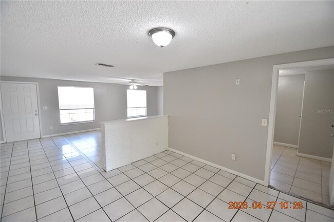 Building Photo - 3667 Sugarcreek Dr