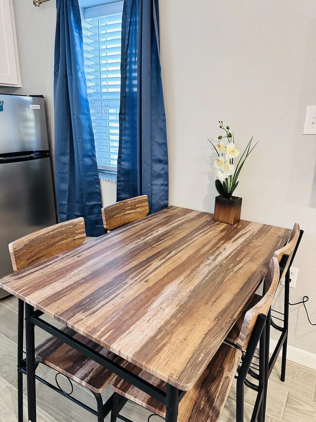 Dining Table - 3919 Monroe Ave