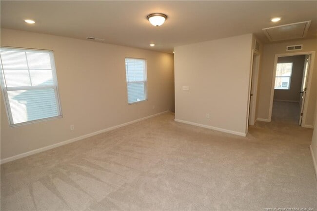 Building Photo - 1214 Rosefinch Dr