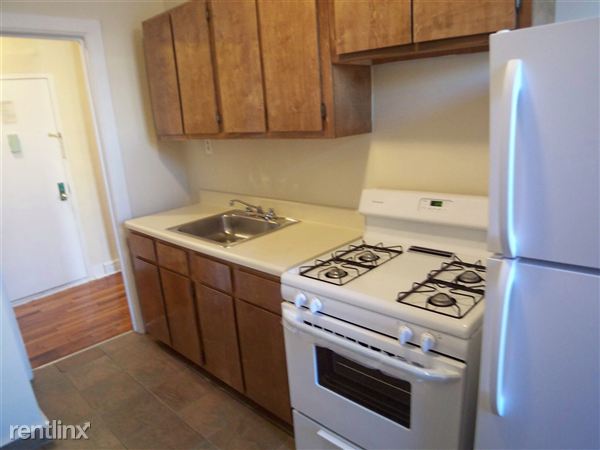 Building Photo - 600 W 163rd St