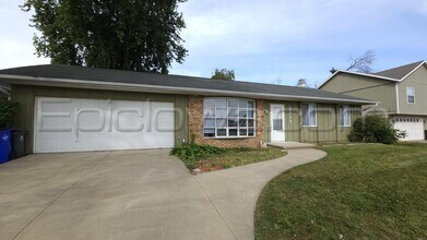 Building Photo - 6713 Council St NE