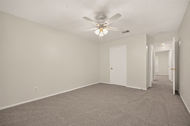 Building Photo - 29210 Binefield St