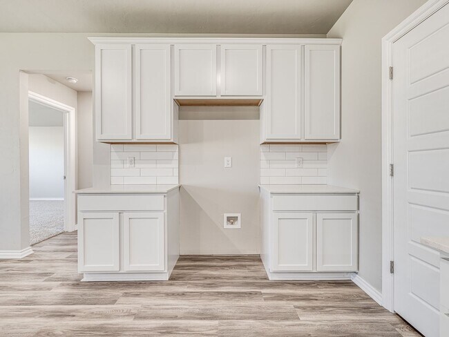 Building Photo - Brand New Construction Home + Deer Creek S...
