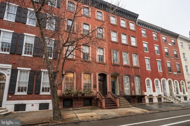 Building Photo - 1728 Spruce St