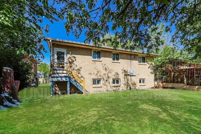 Building Photo - 1014 N Raleigh St