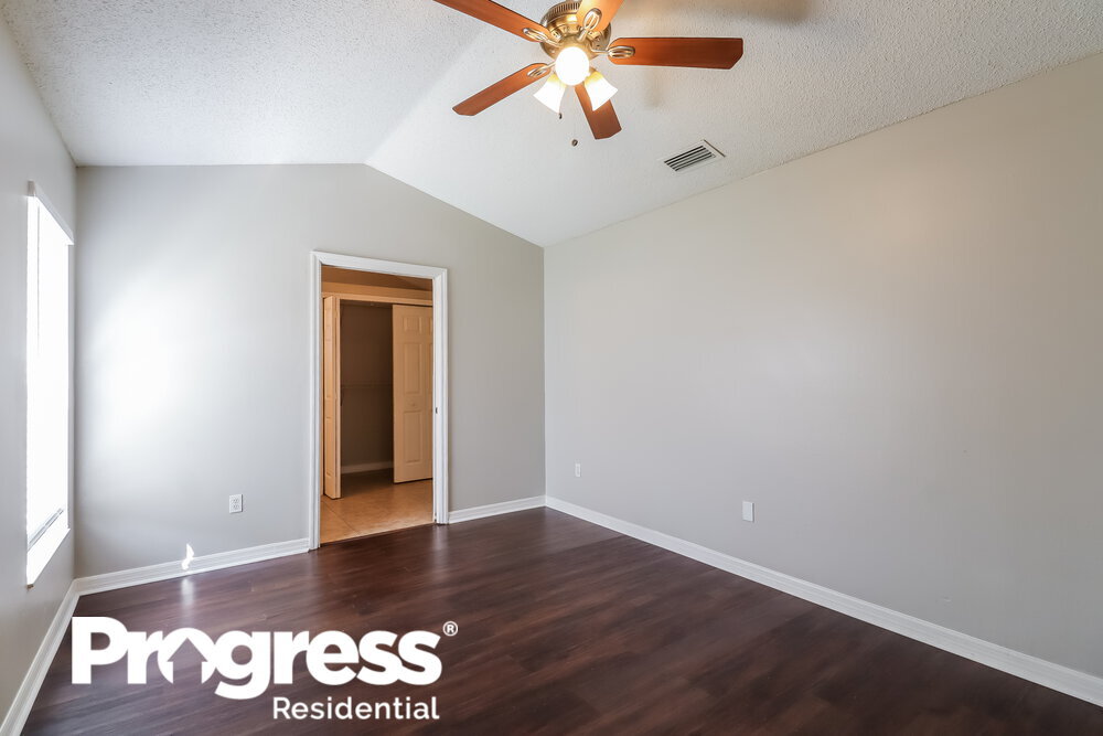 Building Photo - 6713 Summer Cove Dr