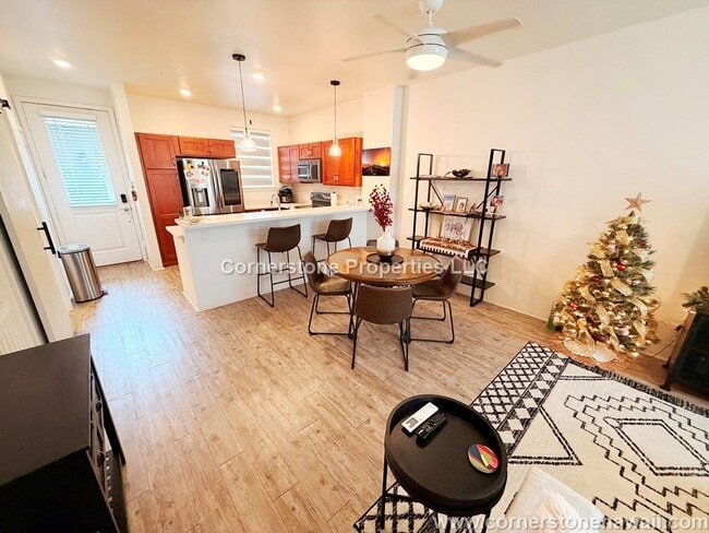 Building Photo - 724 Kakala St