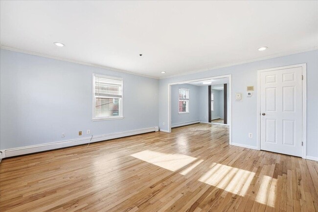 Building Photo - 600 Jefferson St