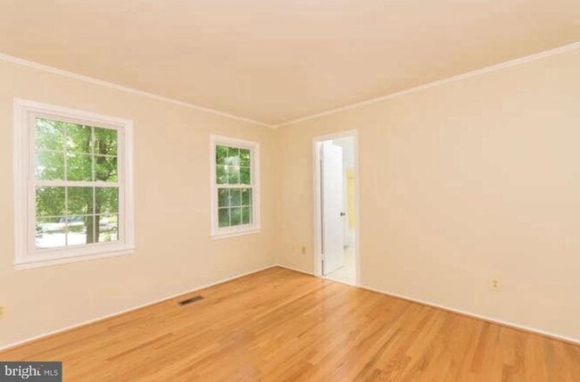 Building Photo - 8302 Moline Pl