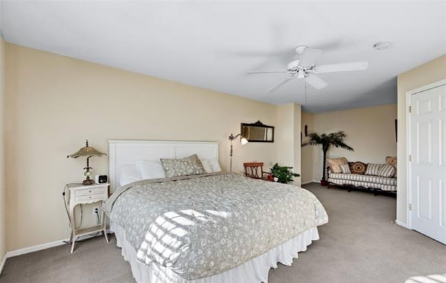 Building Photo - Spacious - 2-Bedroom + Office Condo at The Falls at Legend Trail