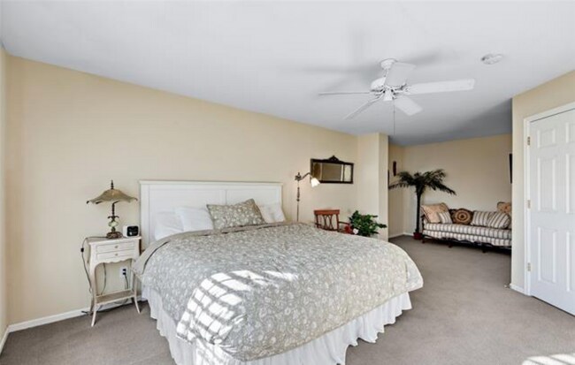 Building Photo - Spacious - Fully Furnished 2-Bedroom Condo...