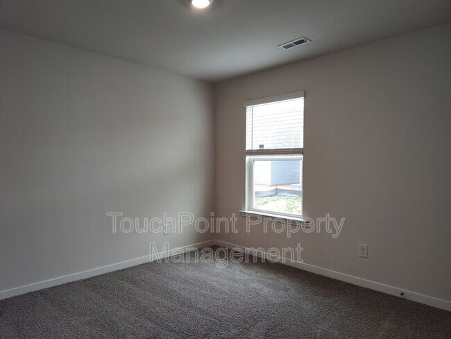 Building Photo - 12028 Zazu Wy