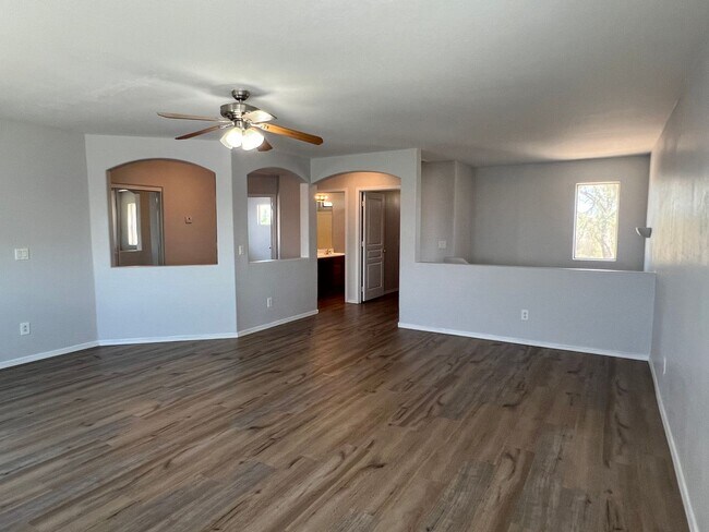 Building Photo - 11383 W Mountain View Dr