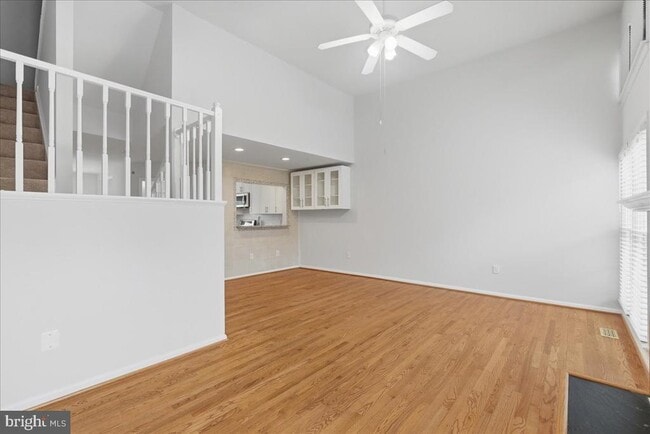 Building Photo - 13937 Middle Creek Pl