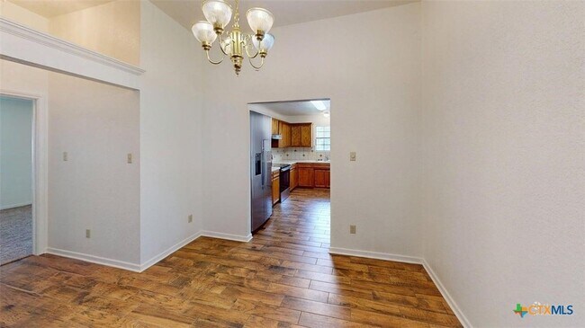 Building Photo - 1801 Thomas Ct