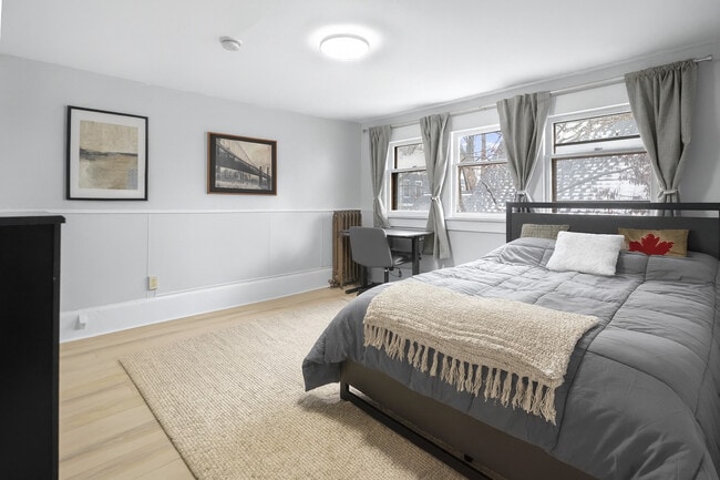 Unit 6 - 104 Harvard Place