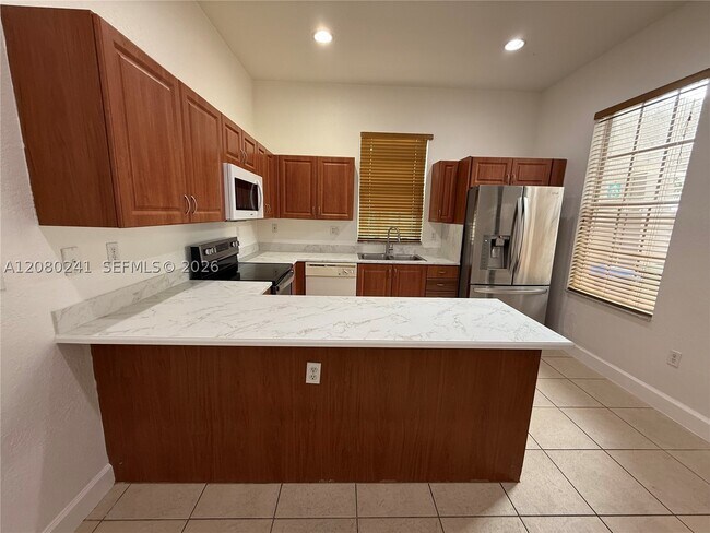 Building Photo - 634 SW 147th Ave